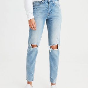 American Eagle mom jeans